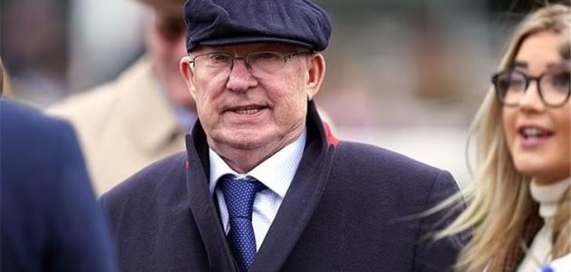 أليكس فيرجسون عن الأقرب للفوز بالدوري الإنجليزي هذا الموسم: لست مهتمًا